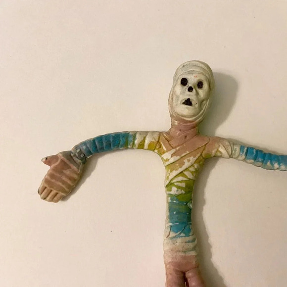 Vintage 1980s Rubber Mummy Bendy Bendable Action Figure Flexy Halloween Creeps - Picture 4 of 10